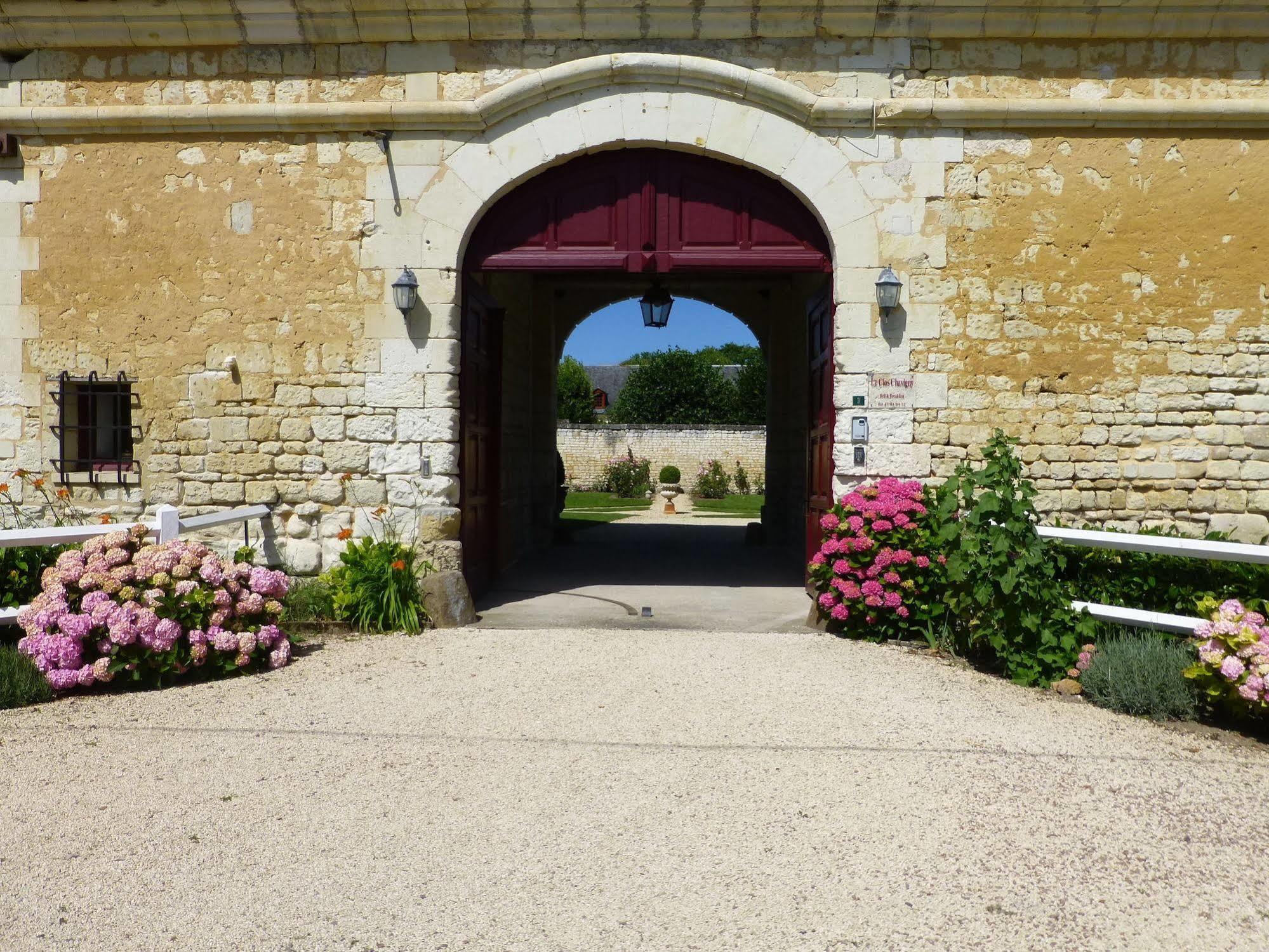 Le Clos Chavigny Bed & Breakfast Lerne Exterior photo